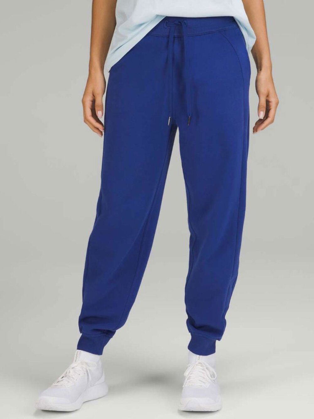 Lululemon Women’s Scuba High-Rise Relaxed Jogger 10